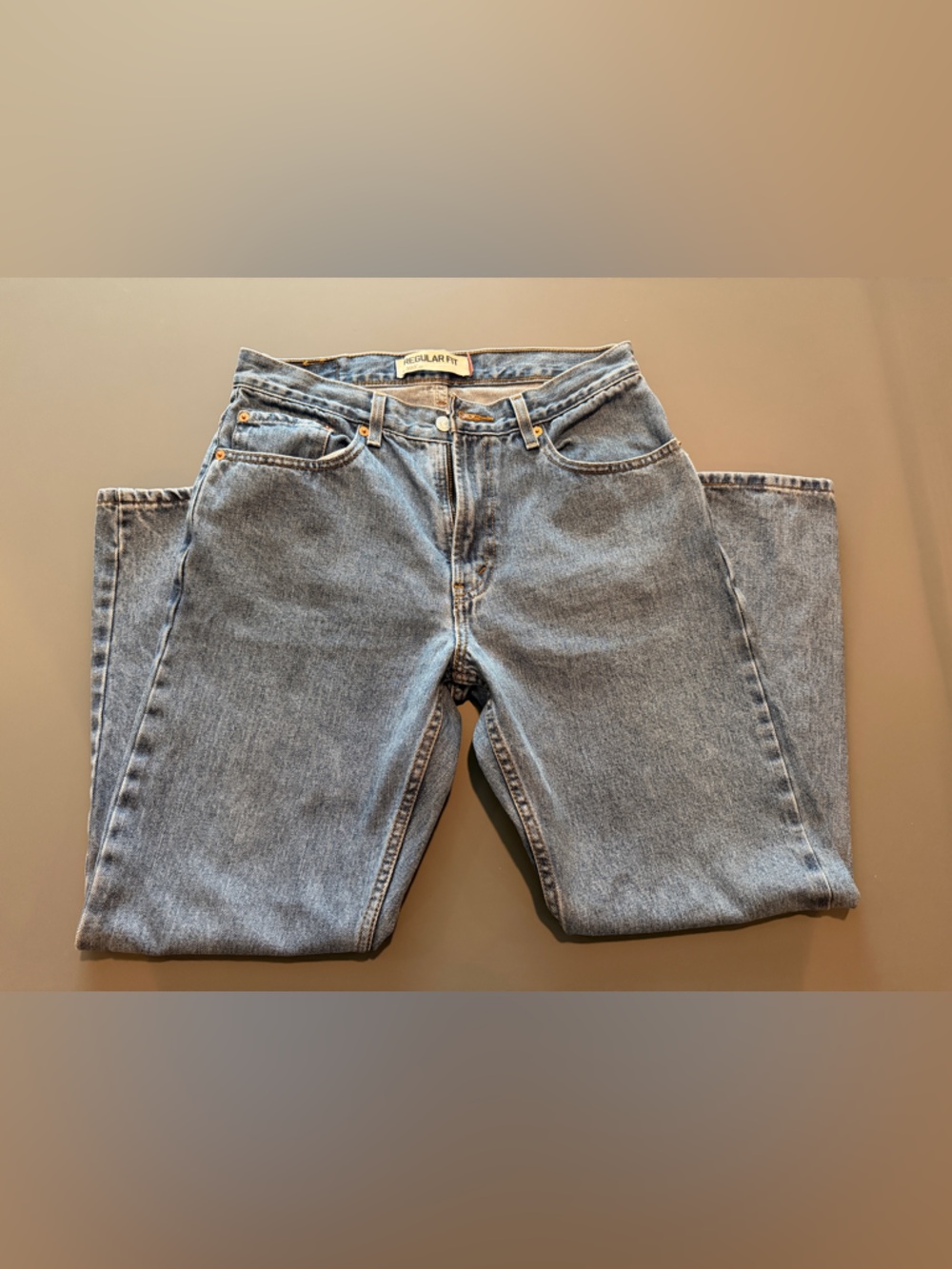 Levi’s Regular Fit 505s - W33, L29